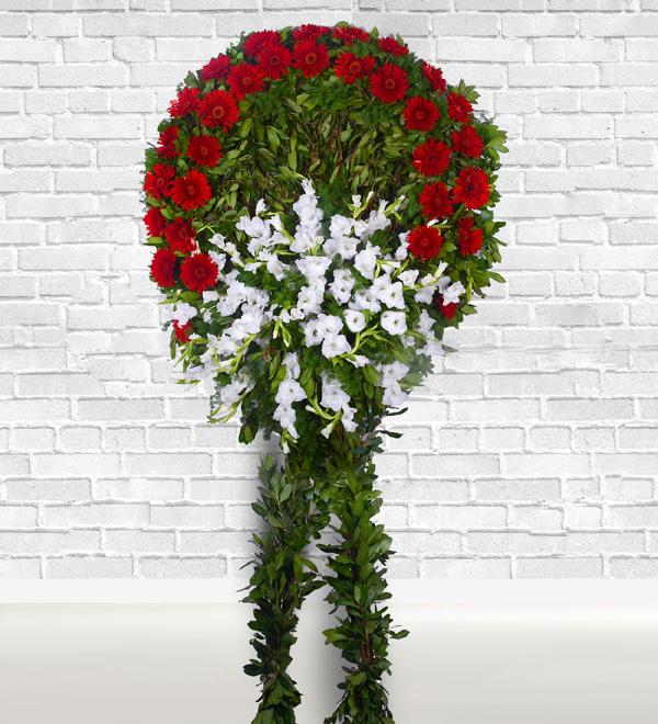 Red Wreath for Ceremonies