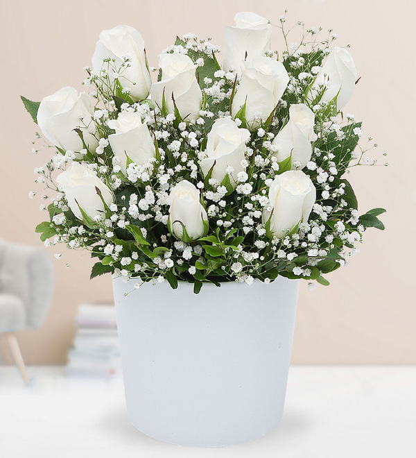 12 White Roses in Ceramic Vase