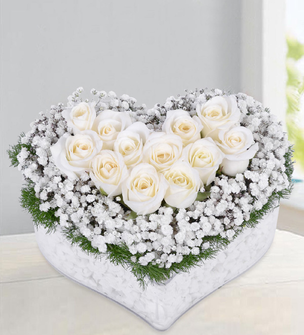 White Roses in Heart