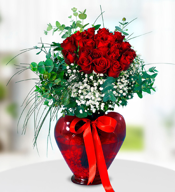 20 Red Roses in Heart Vase