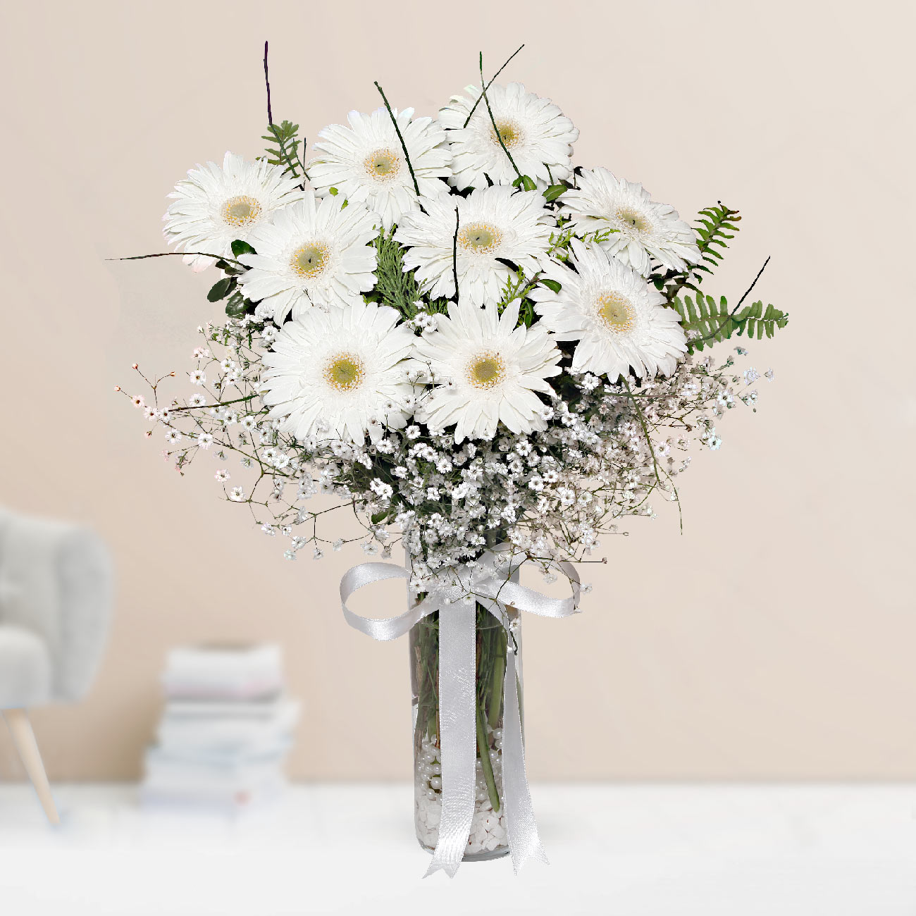 Send flowers Turkey, White Gerbera in Vase from 13USD